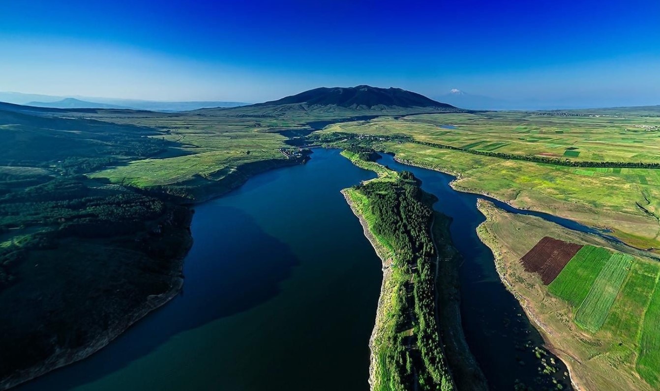 Апаранское водохранилище